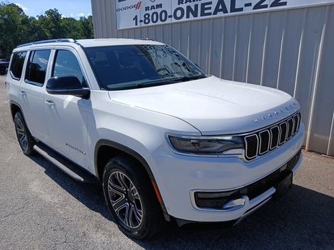 Used 2024 Jeep Wagoneer Series II AWD/4WD image 1