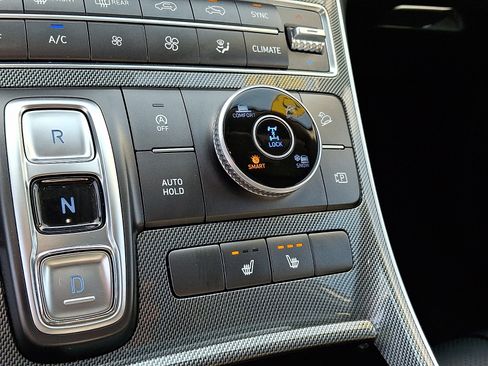 Used 2023 Hyundai Santa Fe SEL w/ Premium Package AWD/4WD image 25