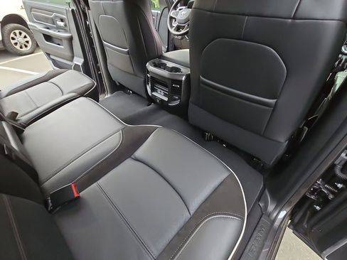 New 2026 RAM 2500 Laramie w/ Sport Appearance Package AWD/4WD image 12