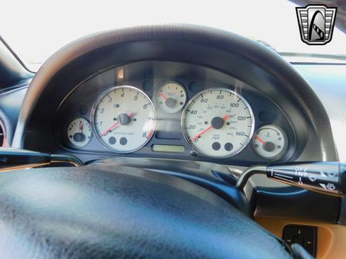Used 2002 MAZDA MX-5 Miata LS image 15