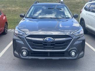 Used 2025 Subaru Outback Premium w/ Popular Package #1A AWD/4WD video 4