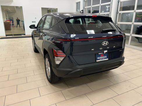 New 2026 Hyundai Kona SE image 9