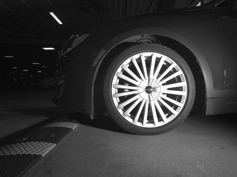 Used 2017 Lincoln MKZ Reserve FWD image 6