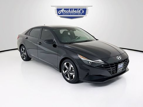 Used 2023 Hyundai Elantra SEL w/ Convenience Package FWD image 1