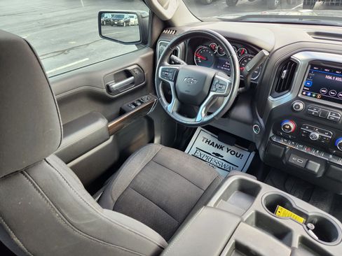 Used 2019 Chevrolet Silverado 1500 LT Trail Boss w/ Convenience Package AWD/4WD image 15