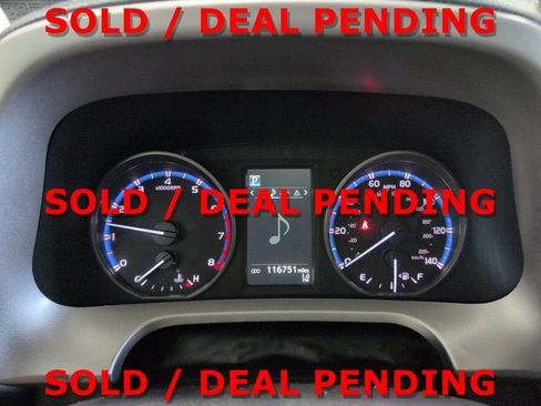Used 2017 Toyota RAV4 XLE AWD/4WD image 18