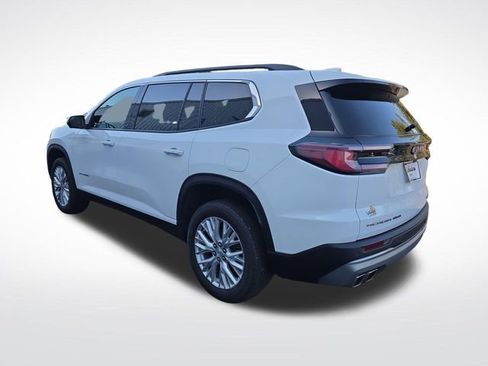 Used 2024 GMC Acadia Elevation image 3