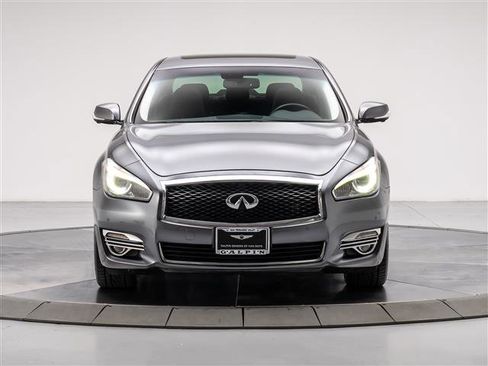 Used 2018 INFINITI Q70 L 3.7 image 8