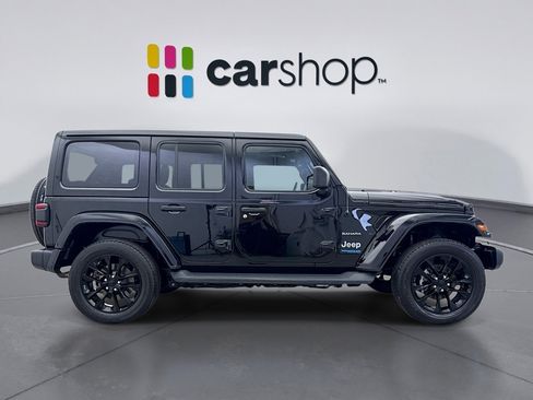Used 2021 Jeep Wrangler Unlimited Sahara image 6