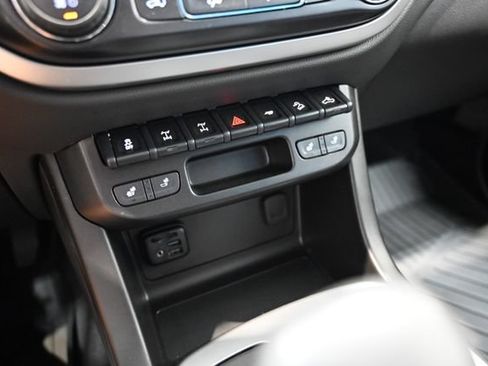 Certified 2022 Chevrolet Colorado ZR2 AWD/4WD image 18