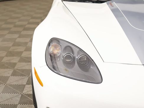 Used 2013 Chevrolet Corvette 427 w/ 1SC Preferred Equipment Group RWD image 12