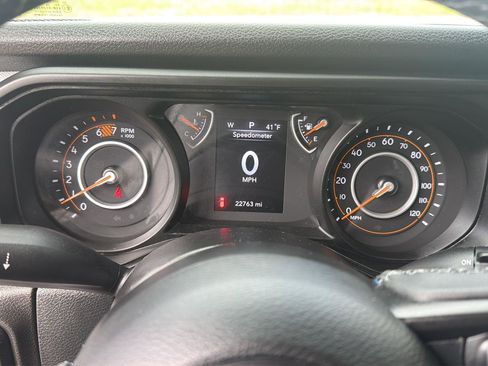 Used 2025 Jeep Wrangler Unlimited Sport AWD/4WD image 20