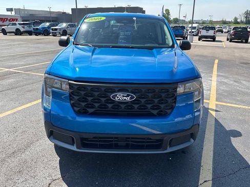 Certified 2025 Ford Maverick XLT w/ Equipment Group 302A AWD/4WD image 17