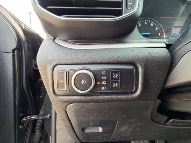Used 2024 Ford Explorer XLT w/ Equipment Group 202A AWD/4WD image 34