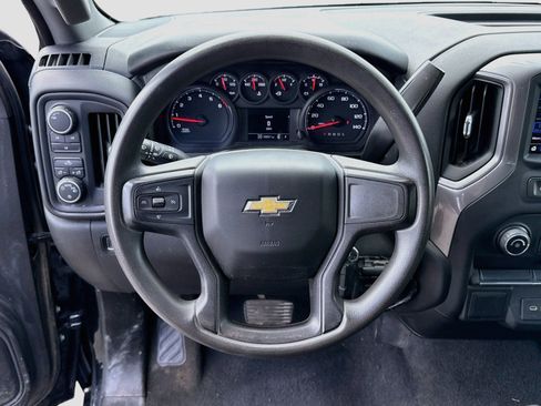 Used 2022 Chevrolet Silverado 2500 Custom AWD/4WD image 12