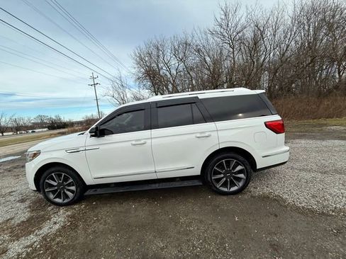 Used 2021 Lincoln Navigator Reserve w/ Luxury Package image 13