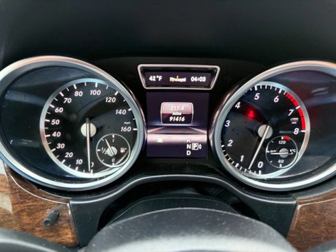 Used 2013 Mercedes-Benz ML 350 4MATIC w/ Premium 1 Pkg image 16