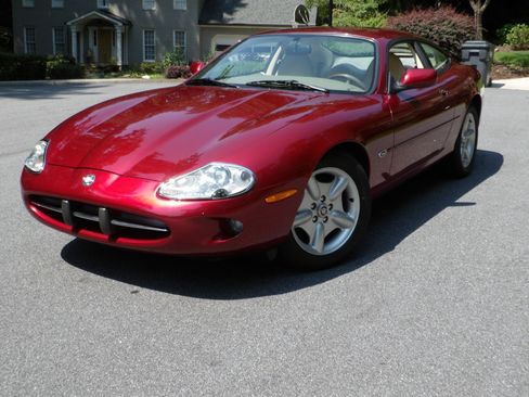 Used 1997 Jaguar XK8 Coupe RWD image 19
