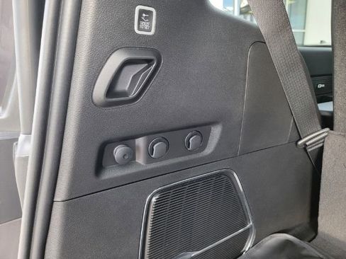 New 2024 Jeep Wagoneer 4WD w/ Premium Group I image 6