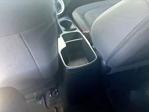 Used 2015 Kia Soul Base image 30