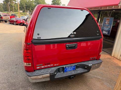 Used 2011 GMC Sierra 1500 SLT w/ SLT Convenience Package AWD/4WD image 5
