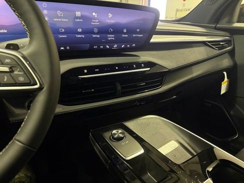New 2026 Buick Enclave Preferred w/ Power Package FWD image 23
