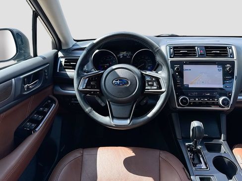 Used 2019 Subaru Outback 3.6R Touring w/ Popular Package #3A AWD/4WD image 28