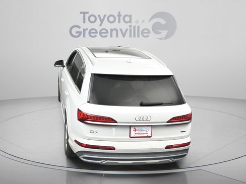 Used 2023 Audi Q7 3.0T Premium w/ Convenience Package AWD/4WD image 12