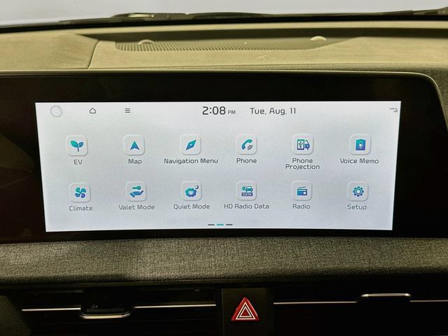 Used 2024 Kia EV6 Light AWD/4WD image 12