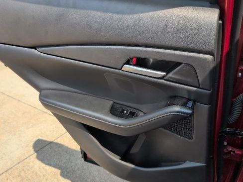 Used 2025 MAZDA CX-30 AWD 2.5 S w/ Preferred Package image 15