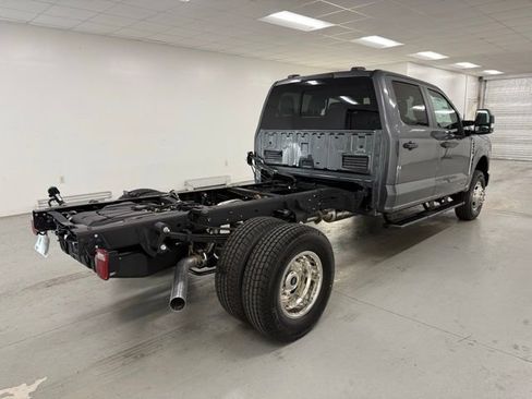 New 2026 Ford F350 XL w/ XL Chrome Package image 6