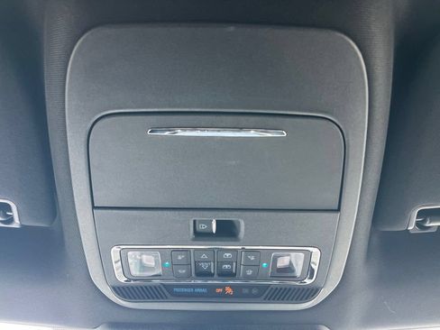 Used 2022 Ford F150 Lariat w/ Equipment Group 502A High AWD/4WD image 25