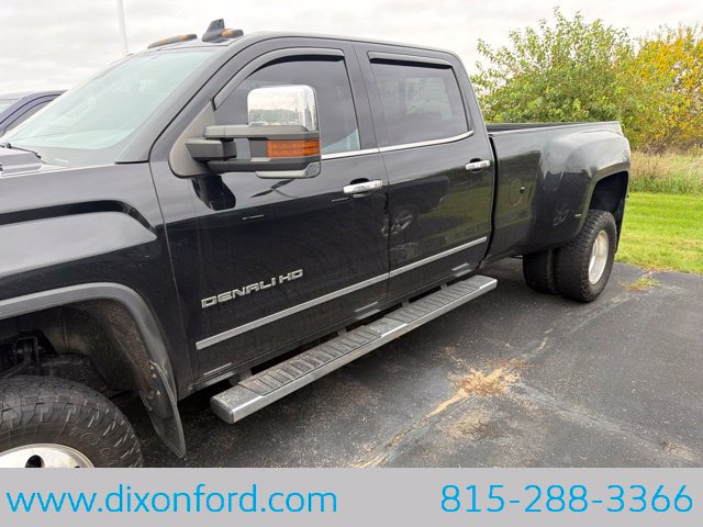 Used 2019 GMC Sierra 3500 Denali AWD/4WD image 2