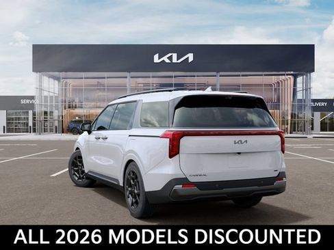New 2027 Kia Carnival EX FWD image 4