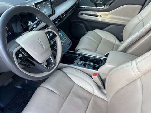 Certified 2022 Lincoln Corsair Grand Touring w/ Elements Technology Bundle image 10