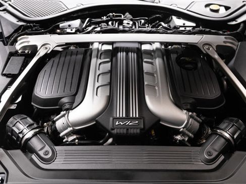 Used 2021 Bentley Flying Spur W12 image 6