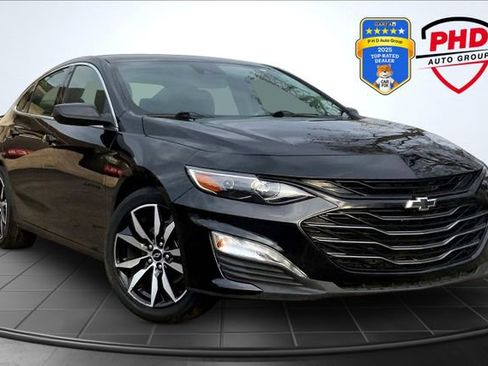 Used 2025 Chevrolet Malibu RS image 1