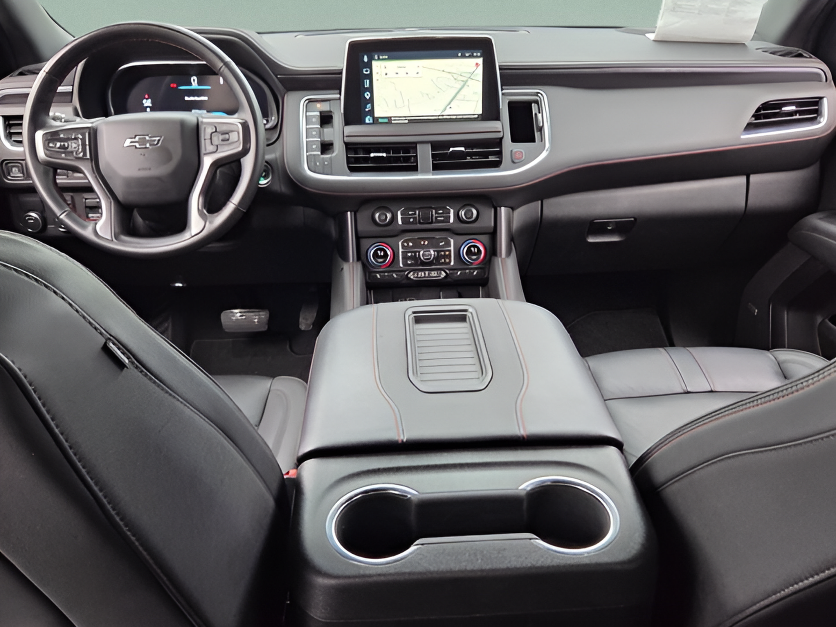 Used 2023 Chevrolet Suburban RST w/ Luxury Package RWD image 12