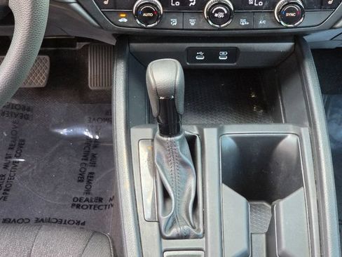 Certified 2024 Honda Accord EX image 29