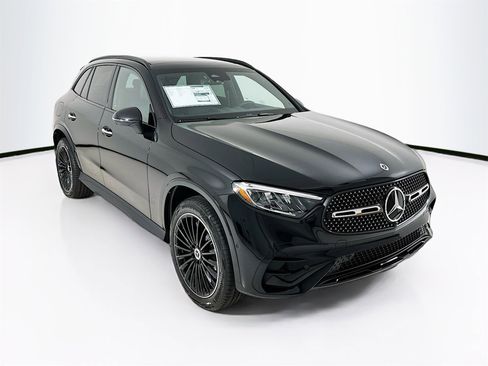 New 2026 Mercedes-Benz GLC 300 image 1