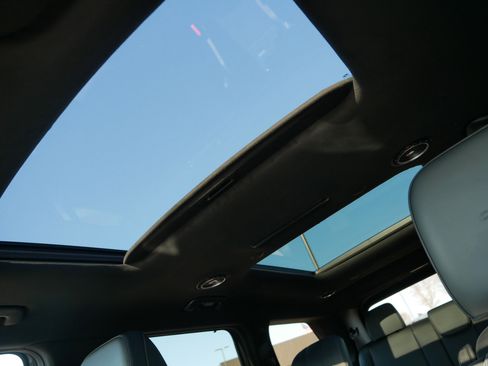 Used 2026 Hyundai Palisade Calligraphy image 32