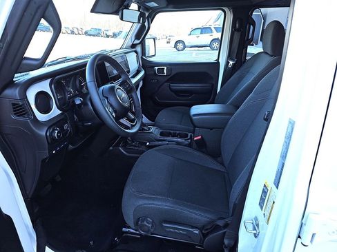 Used 2025 Jeep Wrangler Unlimited Sport S 4xe AWD/4WD image 4
