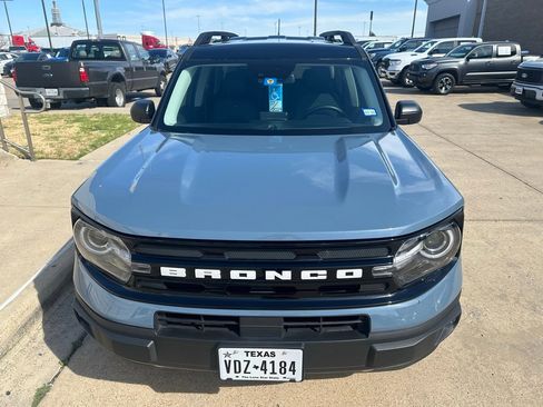 Used 2024 Ford Bronco Sport Outer Banks w/ Tech Package image 2