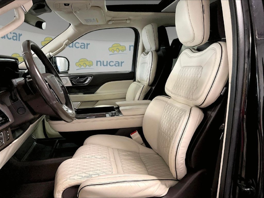 Used 2022 Lincoln Navigator L Black Label AWD/4WD image 10