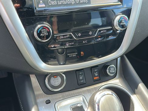 Used 2017 Nissan Murano SL w/ SL Technology Package AWD/4WD image 19