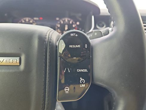 Used 2020 Land Rover Range Rover Long Wheelbase HSE image 25