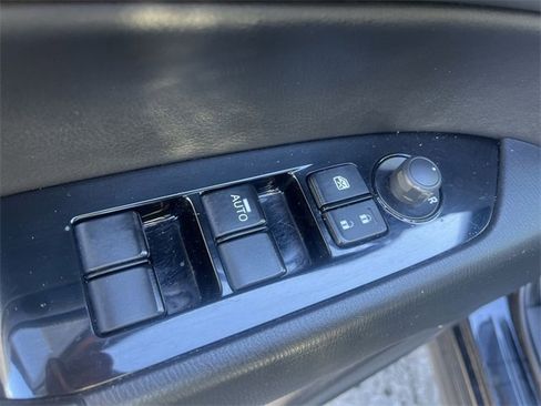 Used 2017 MAZDA CX-5 Touring w/ Preferred Equipment Package image 13