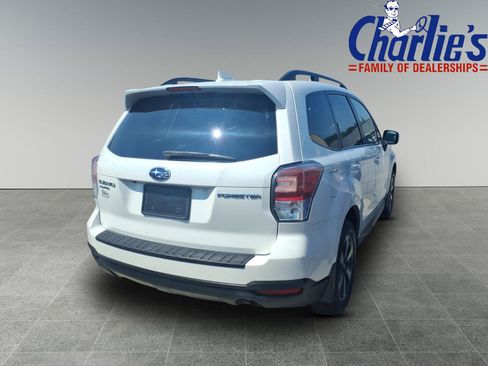 Used 2018 Subaru Forester 2.5i Premium w/ All-Weather Package AWD/4WD image 4