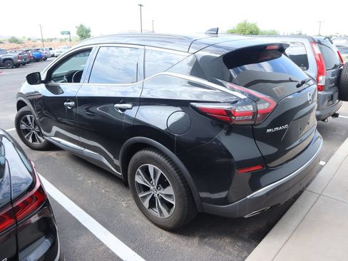 Used 2021 Nissan Murano SV FWD image 2
