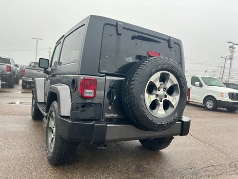 Certified 2018 Jeep Wrangler Sahara w/ Connectivity Group image 24